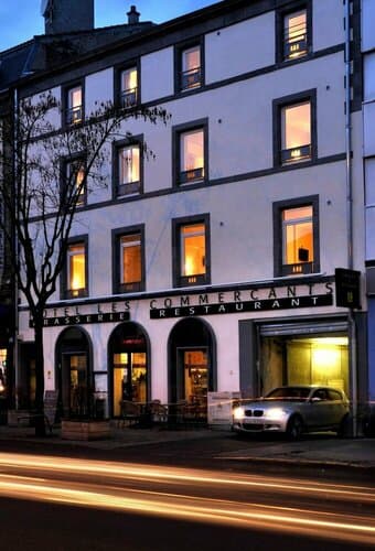 Внешний вид отеля Hôtel Les Commerçants в Клермон-Ферране