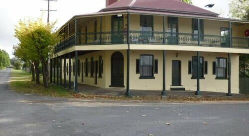 Внешний вид отеля Tenterfield Lodge and Caravan Park
