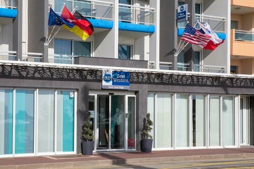 Внешний вид отеля Best Western Hotel Canet Plage