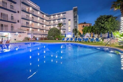 Внешний вид отеля Ght Balmes, Hotel - Aparthotel & Splash в Калелье