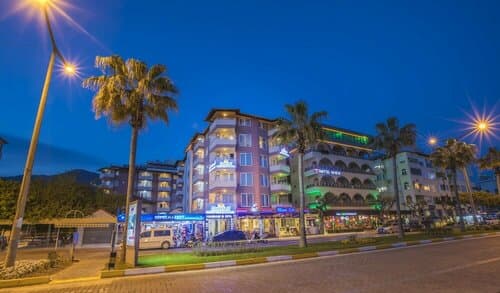 Внешний вид отеля Hawaii Suite Beach Hotel