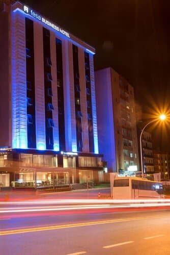 Внешний вид отеля Fesa Business Hotel