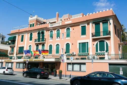 Внешний вид отеля Rex Hotel Residence
