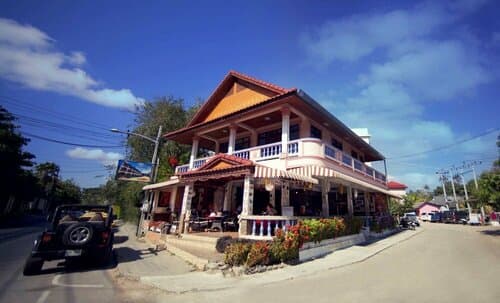 Внешний вид отеля Lotus Friendly Hotel в Чаенге Моне