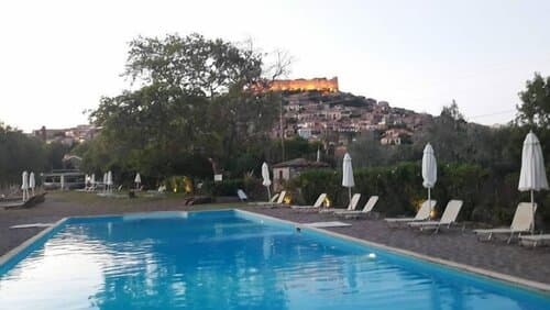 Внешний вид отеля Olive Press Hotel & Apartments