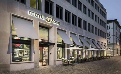 Внешний вид отеля Motel One Basel в Базели