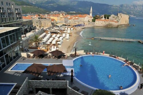 Внешний вид отеля Avala Resort & Villas