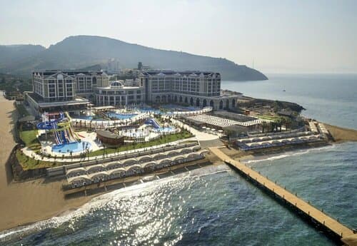 Внешний вид отеля Sunis Efes Royal Palace Resort & SPA