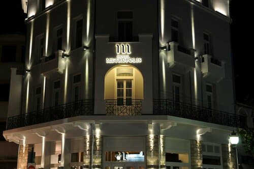Внешний вид отеля Hotel Metropolis в Муниципальной единице Янине