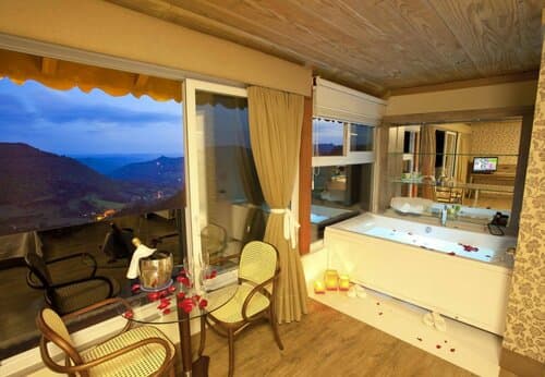 Внешний вид отеля Villa Bella Hotel & SPA Gramado в Грамаду