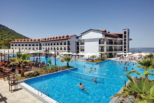 Внешний вид отеля Ramada Resort Akbuk