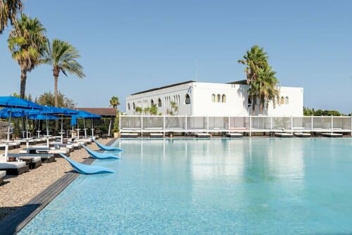 Внешний вид отеля Resort Baia dei Turchi