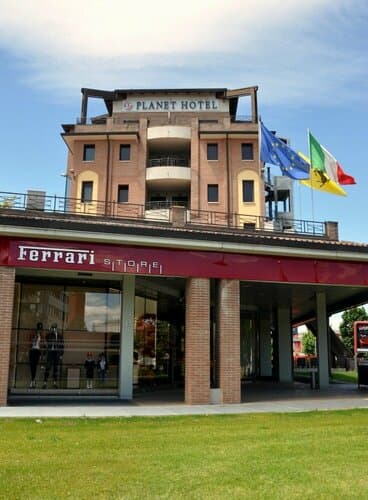 Внешний вид отеля Planet Hotel в Маранелло