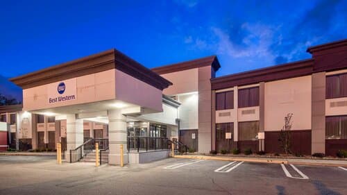 Внешний вид отеля Best Western Paramus Hotel & Suites