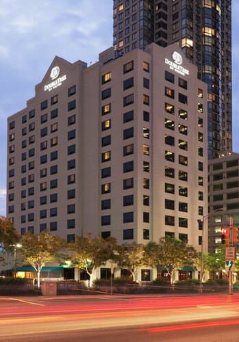 Внешний вид отеля Hilton