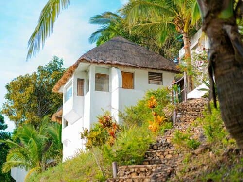 Внешний вид отеля Marina del Sol Resort & Yacht Club