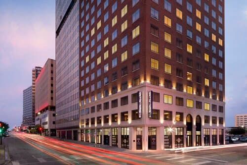 Внешний вид отеля Hampton Inn & Suites Dallas Downtown
