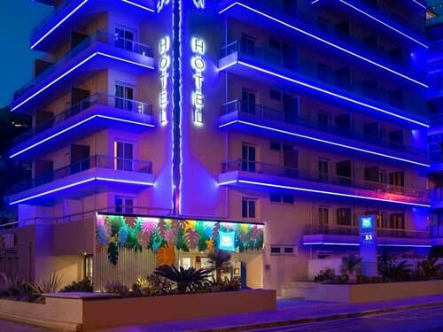 Внешний вид отеля Ibis budget Menton в Ментоне