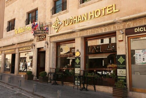 Внешний вид отеля Tughan Hotel