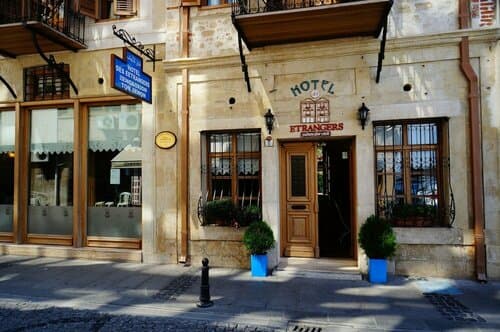 Внешний вид отеля Hotel Des Etrangers