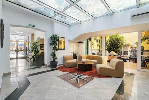 Внешний вид отеля Hotel Agur в Фуэнхироле