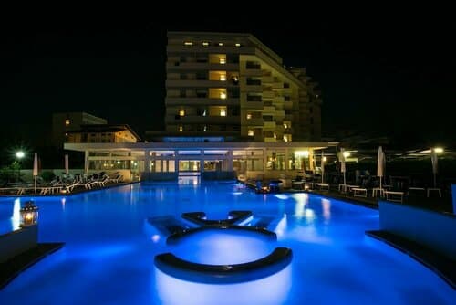 Внешний вид отеля Abano Verdi Hotel Terme в Абано-Терме