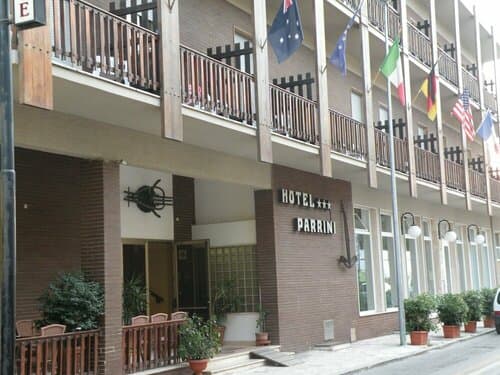 Внешний вид отеля Hotel Parrini