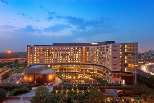 Внешний вид отеля The Westin Gurgaon, New Delhi в Гургаоне
