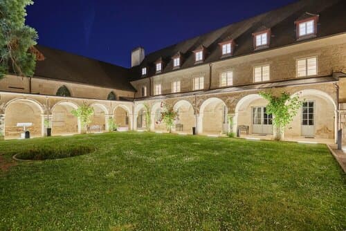 Внешний вид отеля Odalys City Les Cordeliers в Дижоне