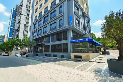 Внешний вид отеля Tryp by Wyndham Istanbul Atasehir