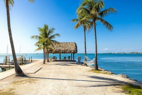 Внешний вид отеля Rock Reef Resort в Монре