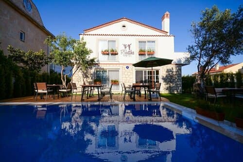 Внешний вид отеля Alaçatı Otel Rebetiko