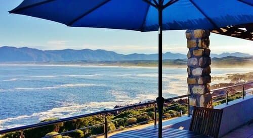 Внешний вид отеля Kleinzee Oceanfront Guesthouse