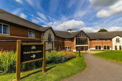 Внешний вид отеля Padbrook Park