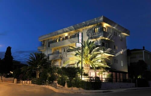 Внешний вид отеля Hotel Mistral