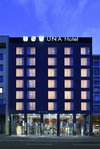 Внешний вид отеля Unahotels Bologna Centro