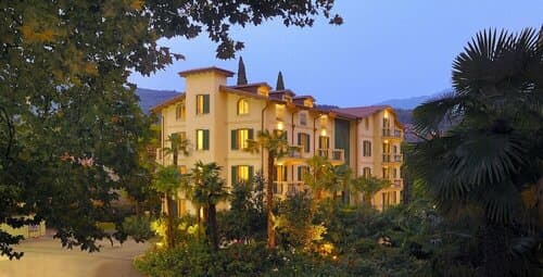 Внешний вид отеля Du Lac et Du Parc Grand Resort