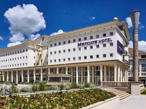 Внешний вид отеля Mercure Marne la vallée Bussy St Georges