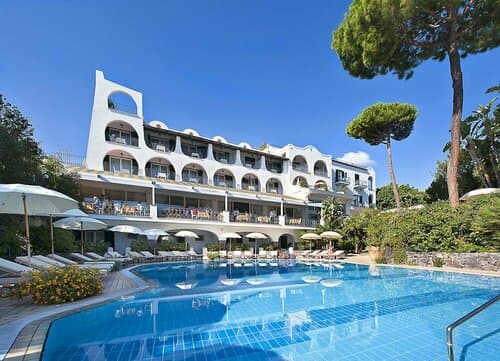 Внешний вид отеля Excelsior Belvedere Hotel & SPA