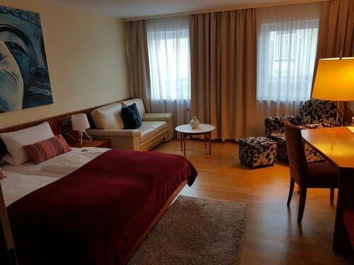 Внешний вид отеля Maxhotel
