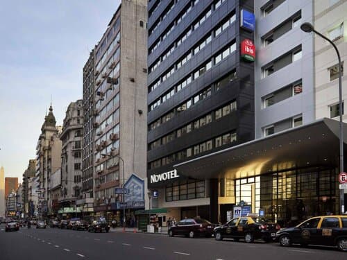 Внешний вид отеля Novotel Buenos Aires