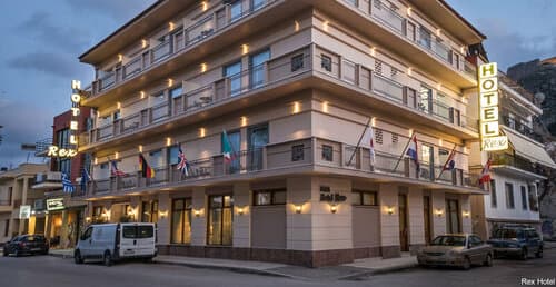 Внешний вид отеля Rex Hotel в Муниципальной единице Нафплионе