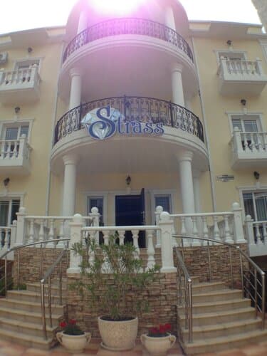 Внешний вид отеля Strass в Магилате
