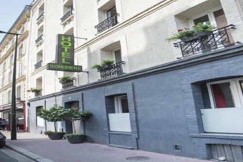 Внешний вид отеля Hotel Biskui в О-де-Сене