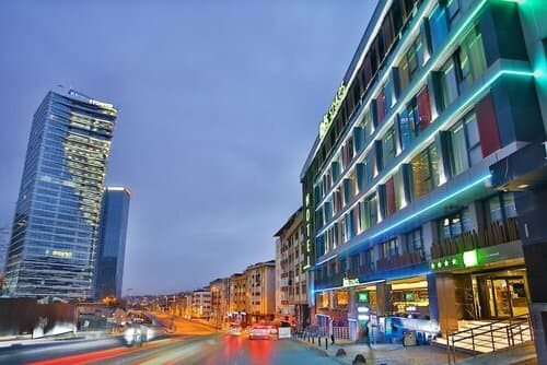 Внешний вид отеля ibis Styles Istanbul Bomonti