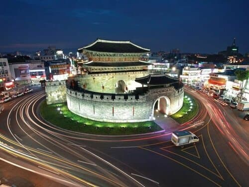 Внешний вид отеля Hwaseong Guest House