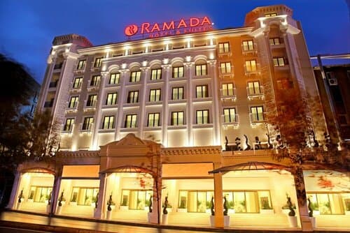 Внешний вид отеля Ramada Hotel & Suites by Wyndham Istanbul Merter