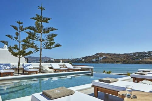 Внешний вид отеля Mykonos Waves Beach House & Suites