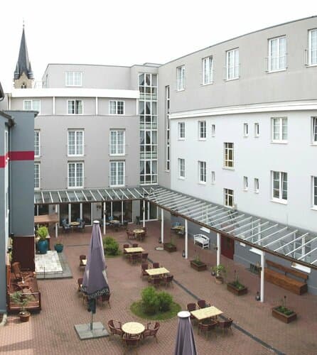 Внешний вид отеля Mercure Hotel Plaza Magdeburg