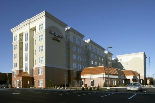 Внешний вид отеля Residence Inn by Marriott East Rutherford Meadowlands
